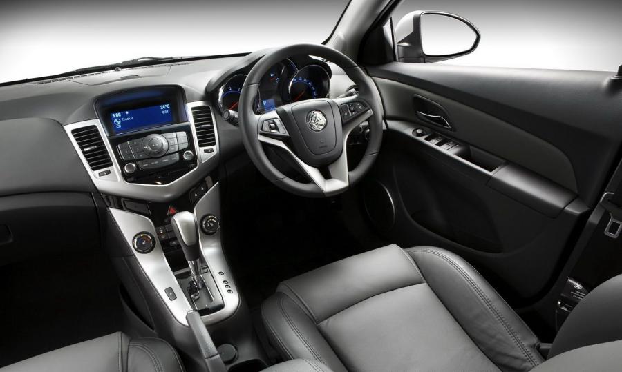  Holden Cruze Sedan 2009 года  (фото 25 из 35)